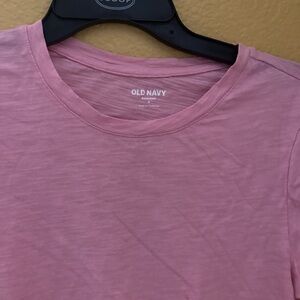 Old Navy Pink T-Shirt